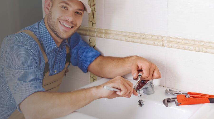 Handle or spout repair in Central Lake, MI